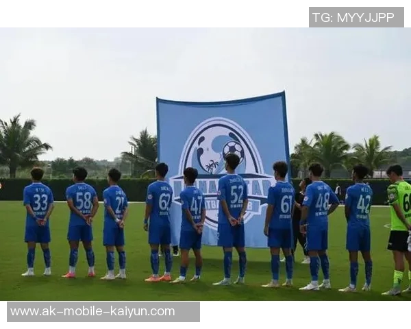 姜坤足球生涯回顾与成就分析探讨其对中国足球的影响与贡献 姜坤足球生涯回顾与成就分析探讨其对中国足球的影响与贡献