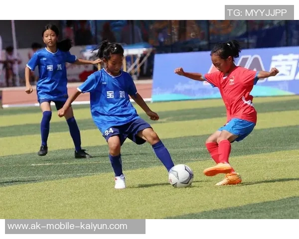 新疆少儿足球俱乐部助力青少年成长培养未来足球明星